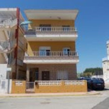 Piles - Apartment - Sleeps 7 - Parking - Seafront Bagian luar foto