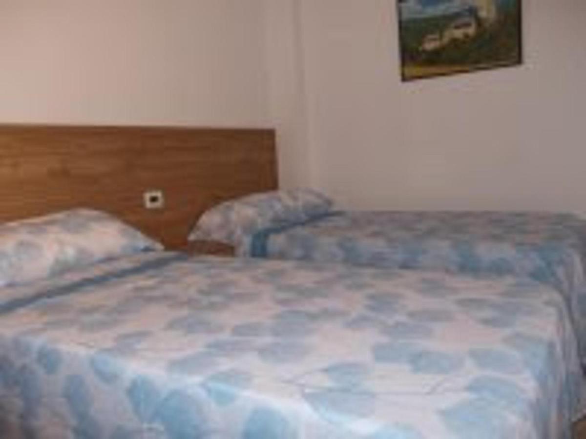 Piles - Apartment - Sleeps 7 - Parking - Seafront Bagian luar foto