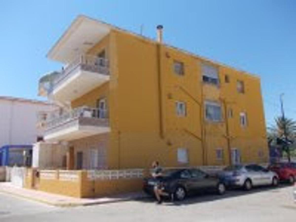 Piles - Apartment - Sleeps 7 - Parking - Seafront Bagian luar foto